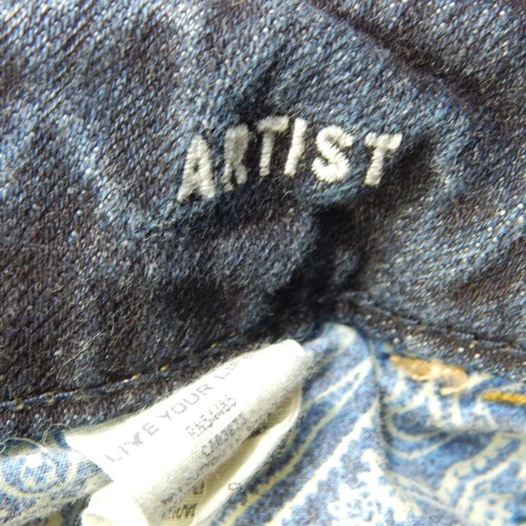 Size: 6 American Eagle Artist Women's Distressed Cut-off Denim Shorts - Picture 9 of 11